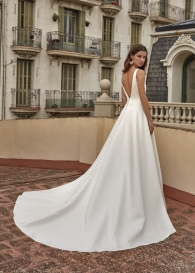 Amelie 45017 back.jpg